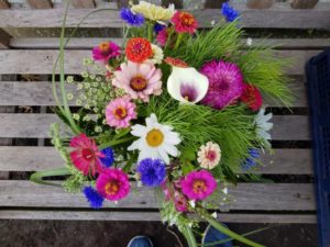 Dahlia is prachtig in een plukboeket